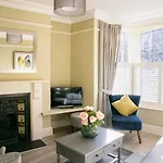 Holiday home Valley Road, Fabulous 4 Bedroom House *